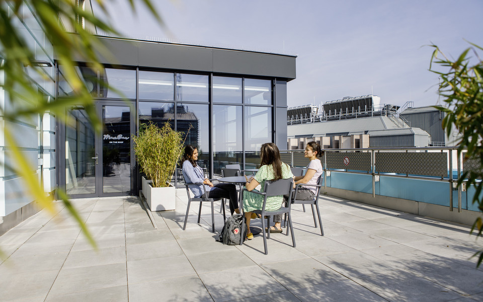 (c) Max Kropitz for Max Perutz Labs